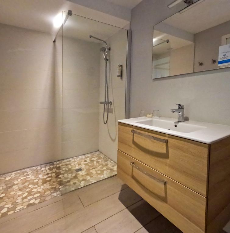 Hotel Frégate Bleue - chambre