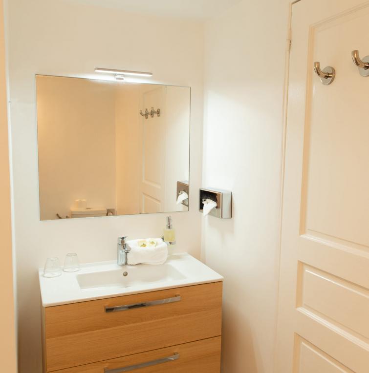 Hotel Frégate Bleue - chambre