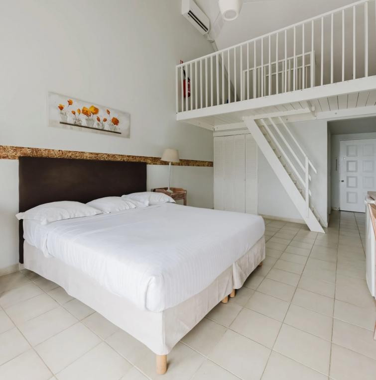 Hotel Frégate Bleue - chambre